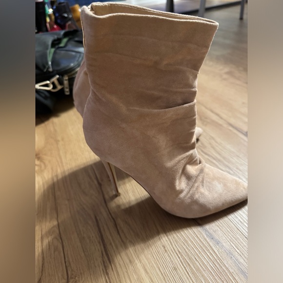 Simmi London Crème Suede sock boot 4” stiletto heel - Picture 11 of 15